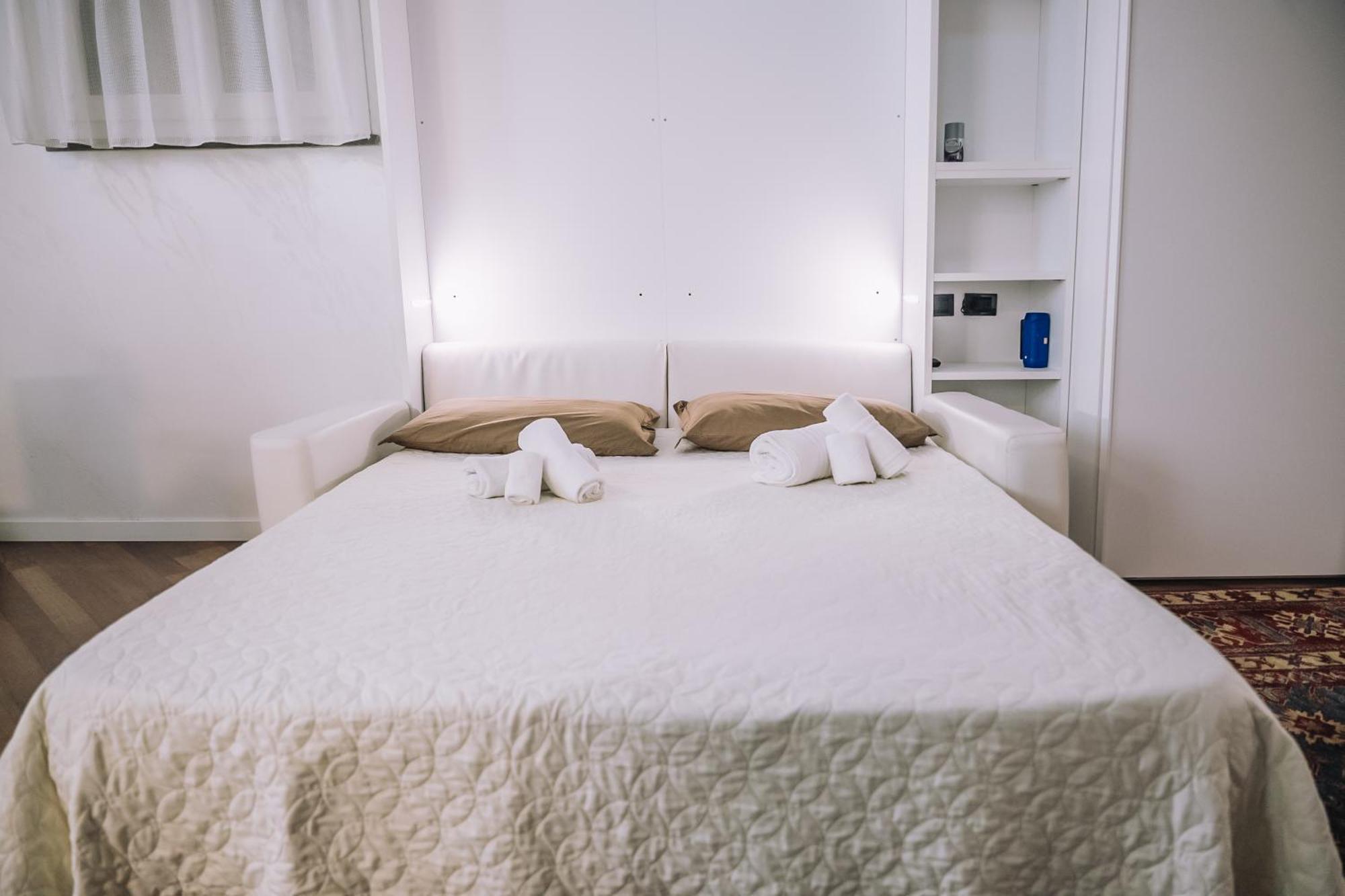 B&B Luxury Italian House Rho Eksteriør billede